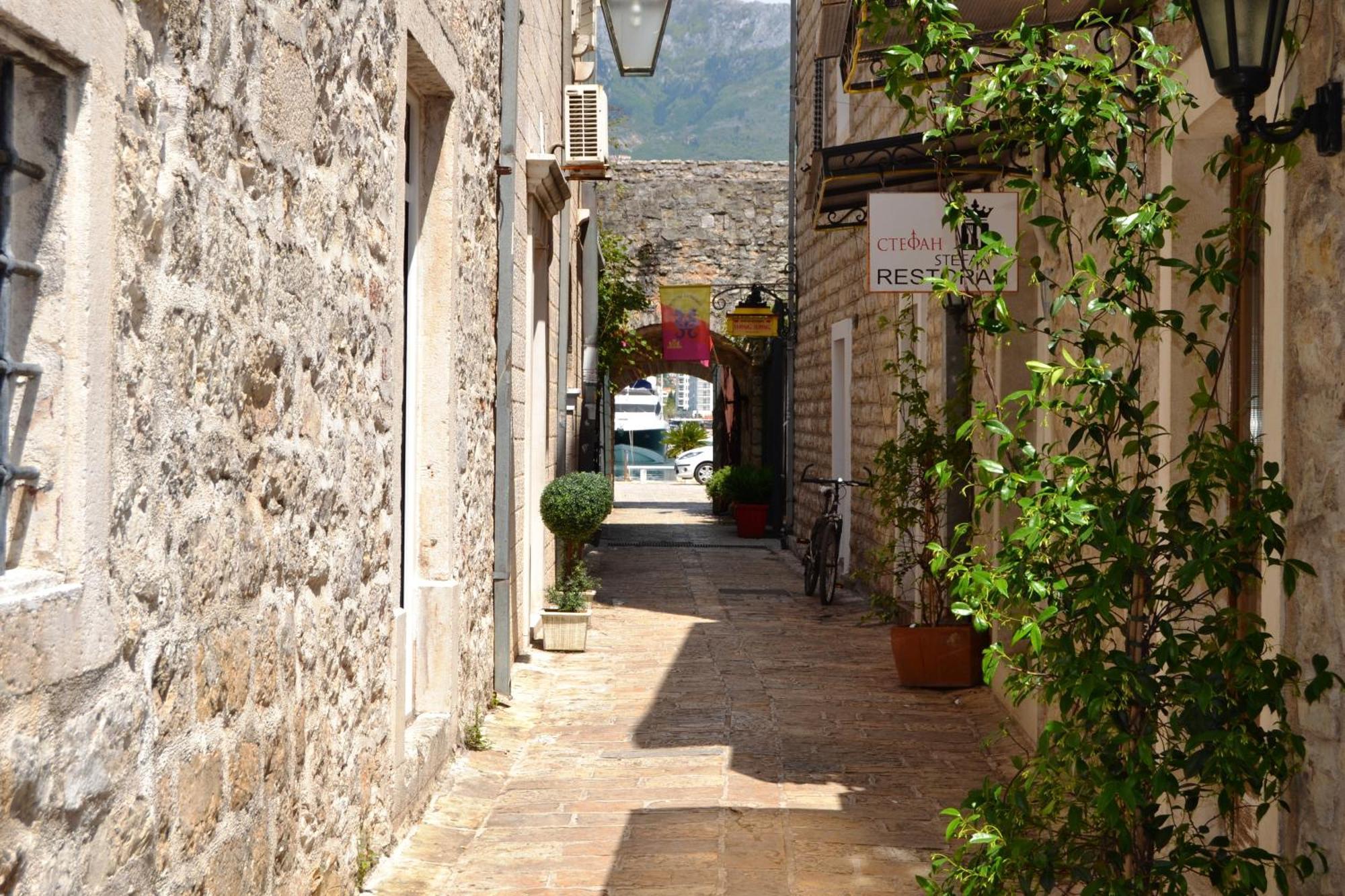 Sea Paradise Apartment Budva Luaran gambar