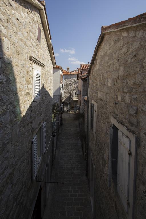 Sea Paradise Apartment Budva Luaran gambar