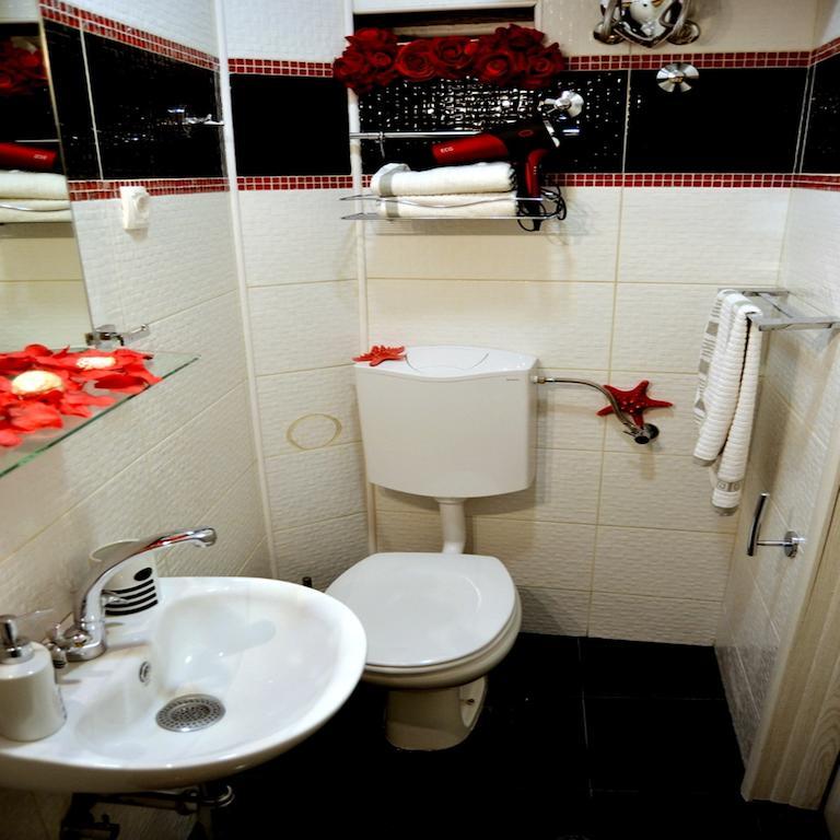 Sea Paradise Apartment Budva Luaran gambar