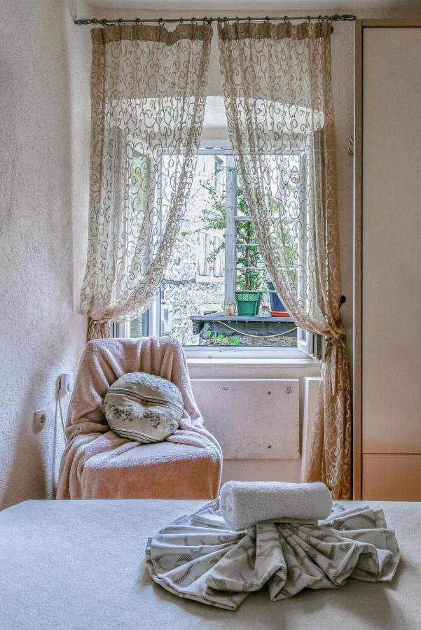 Sea Paradise Apartment Budva Luaran gambar